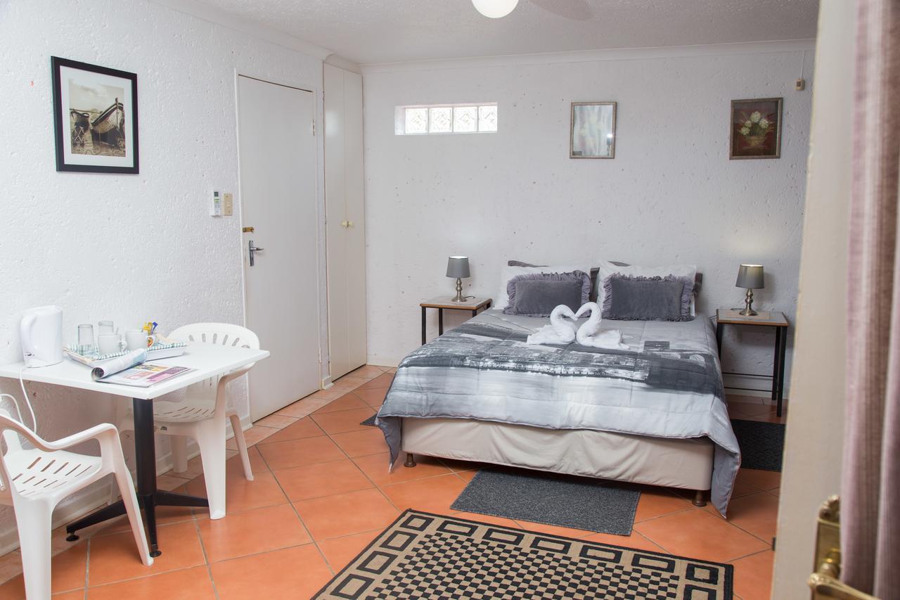 Hotel 29 Polvy Street Mbombela Esterno foto