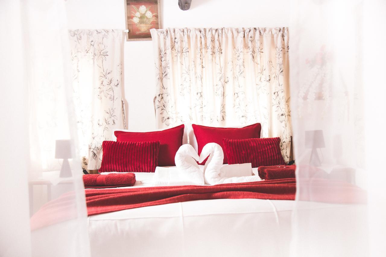 Hotel 29 Polvy Street Mbombela Esterno foto