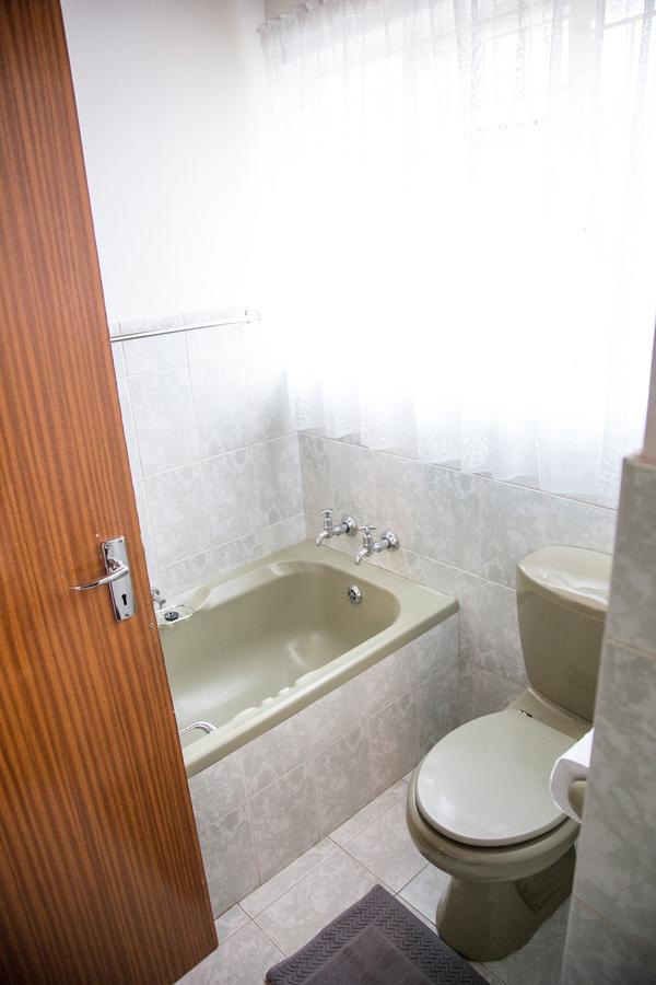 Hotel 29 Polvy Street Mbombela Esterno foto